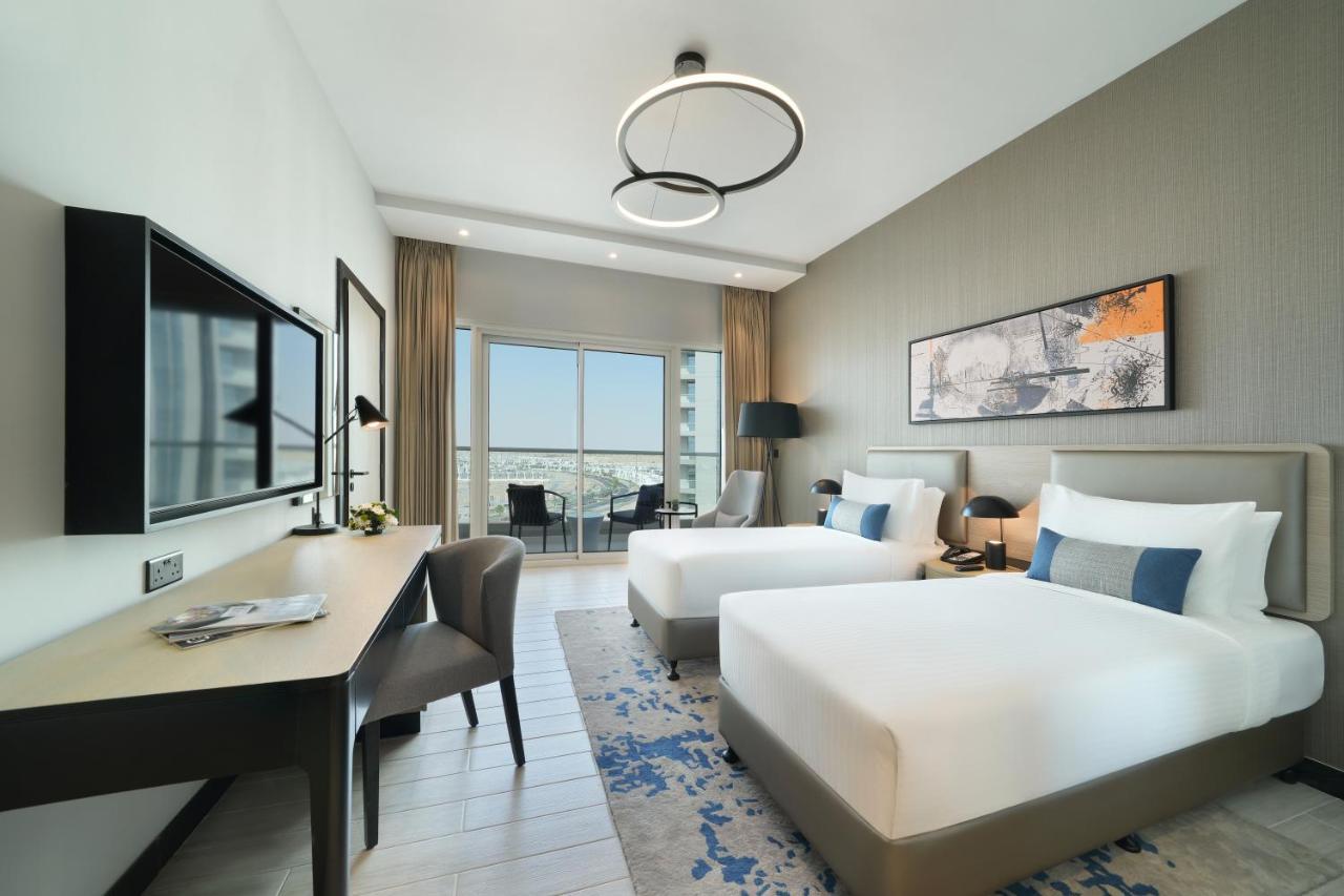 דובאי Damac Hills 2 Hotel, An Edge By Rotana Hotel מראה חיצוני תמונה