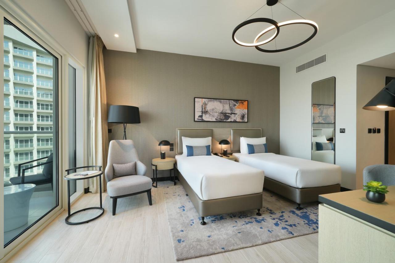 דובאי Damac Hills 2 Hotel, An Edge By Rotana Hotel מראה חיצוני תמונה