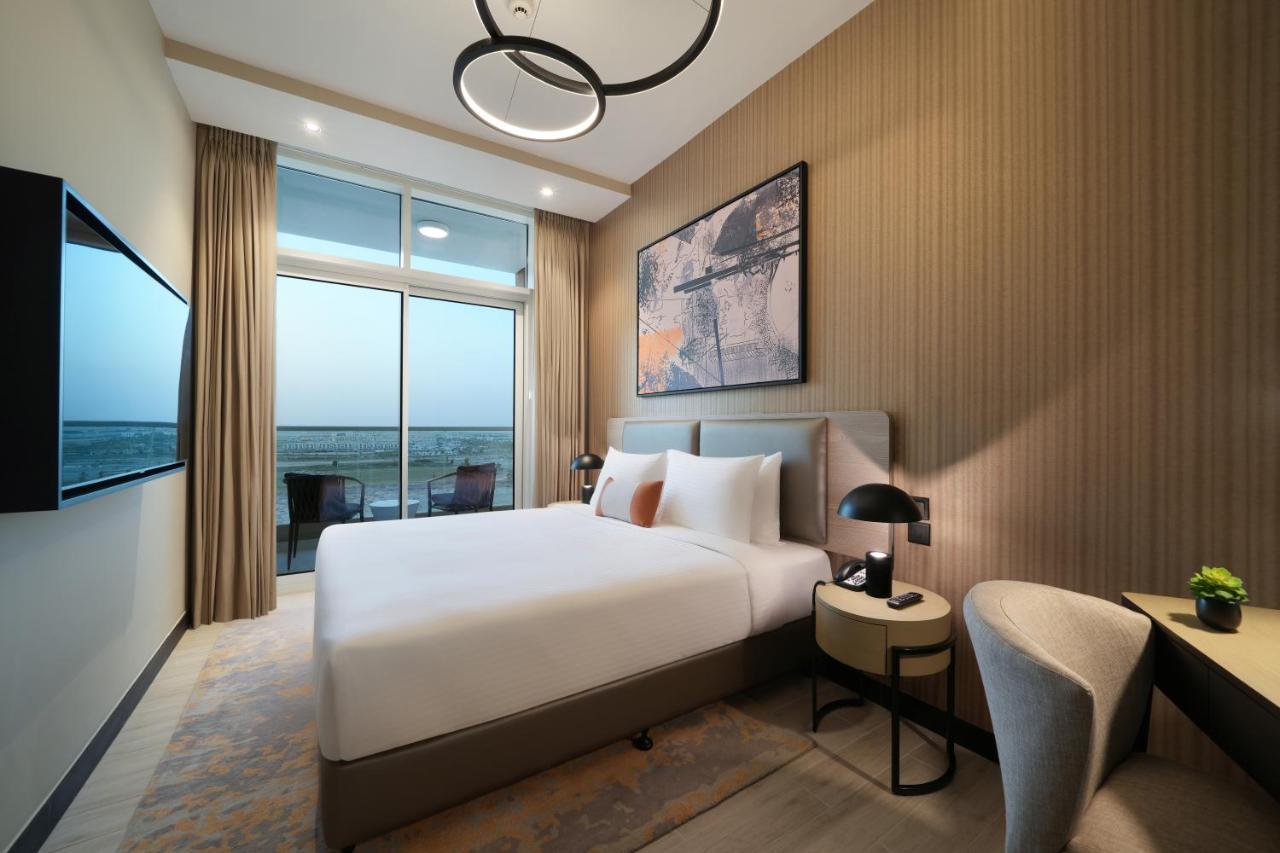 דובאי Damac Hills 2 Hotel, An Edge By Rotana Hotel מראה חיצוני תמונה
